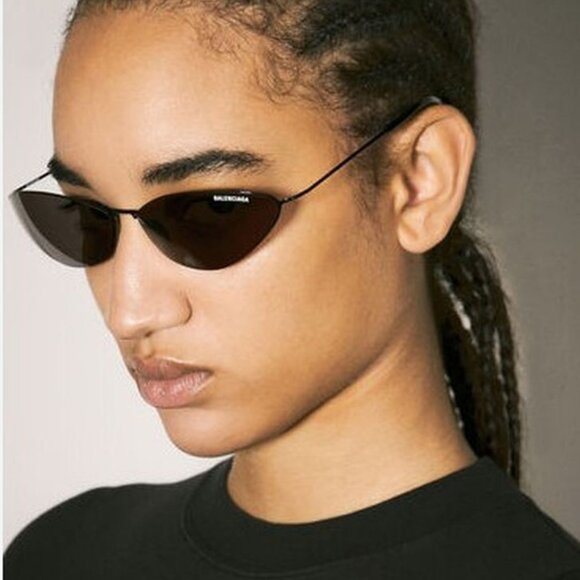 NEW BB0350S 001 BALENCIAGA BLACK UNISEX CAT EYE SUNGLASSES - Picture 3 of 4